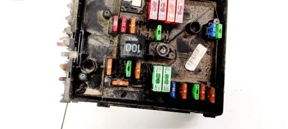 Skoda Octavia Mk2 (1Z) Fuse box set 01718130