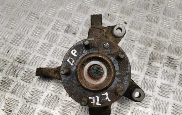 Mazda CX-7 Front wheel hub