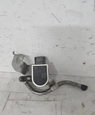 BMW M4 F82 F83 Headlight/headlamp level sensor 6870000
