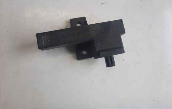 Audi A6 S6 C7 4G Keyless (KESSY) go control unit/module 8K0907247