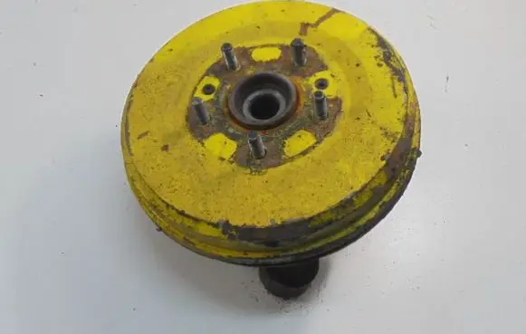 Land Rover Freelander Rear wheel hub 
