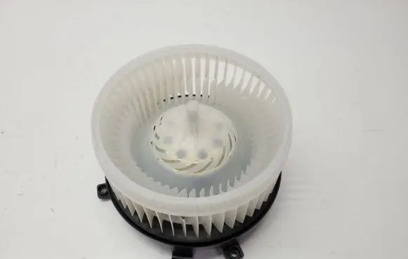 Chrysler Pacifica Heater fan/blower 16475642 LB5800030119306