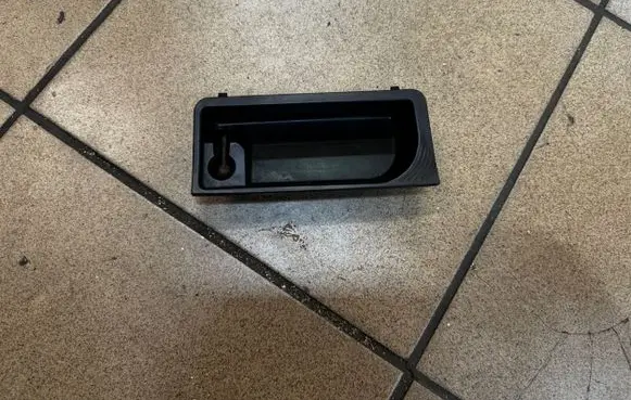 BMW 7 F01 F02 F03 F04 Car ashtray 51459119317 22167210