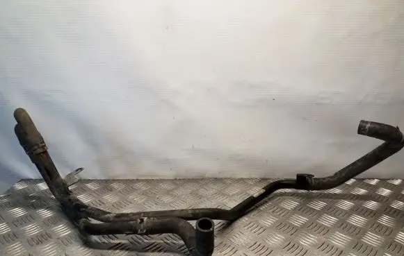 Volkswagen Touareg I Engine coolant pipe/hose