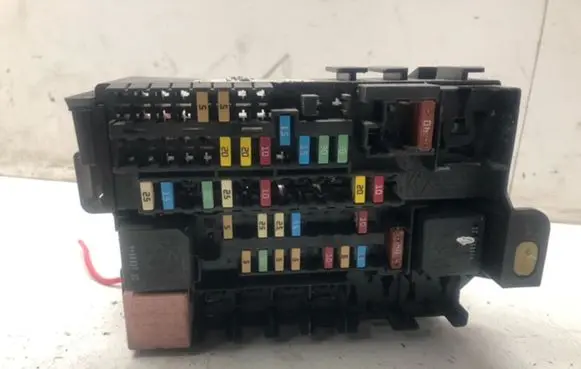 Renault Laguna III Fuse module