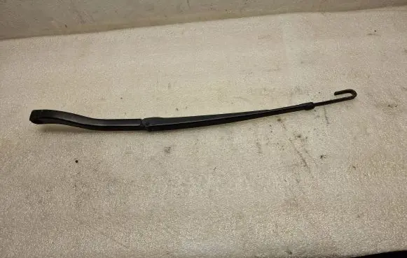 Audi A8 S8 D2 4D Front wiper blade arm 4D1955408K