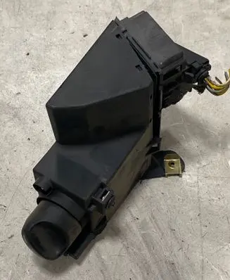 Mercedes-Benz E W210 Light switch 2105450104