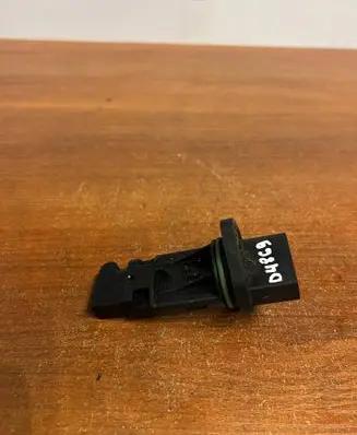 Skoda Octavia Mk1 (1U) Mass air flow meter F0002G2003 D4869