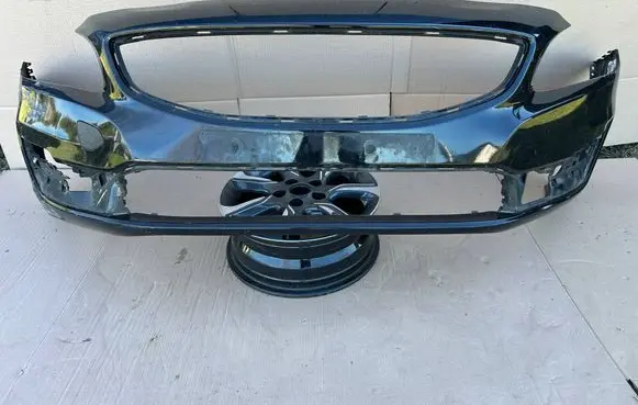 Volvo S60 Front bumper 31323831 BP8BB