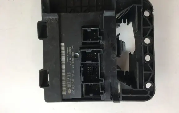 Volkswagen Golf V Comfort/convenience module 5DK00858312 05620610