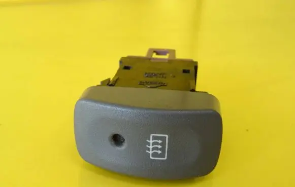 Windscreen/window heater switch