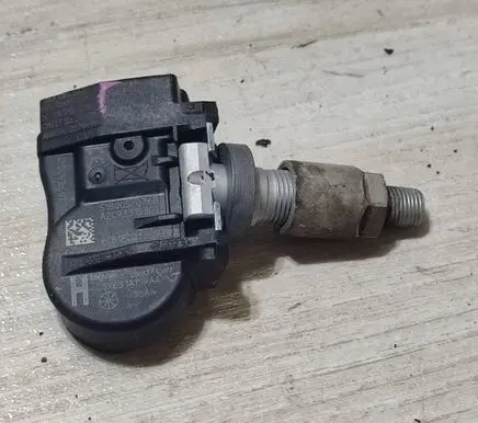 Jaguar F-Pace Tire pressure sensor GX631A159AA J38AA