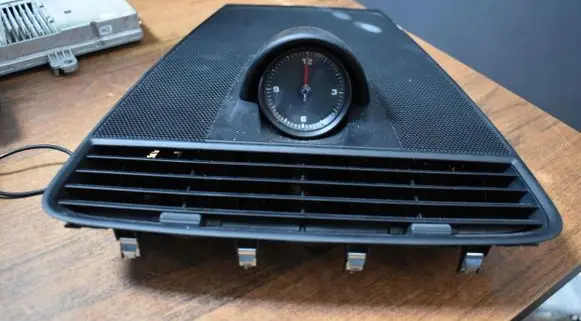 Porsche Panamera (971) Speedometer (instrument cluster)