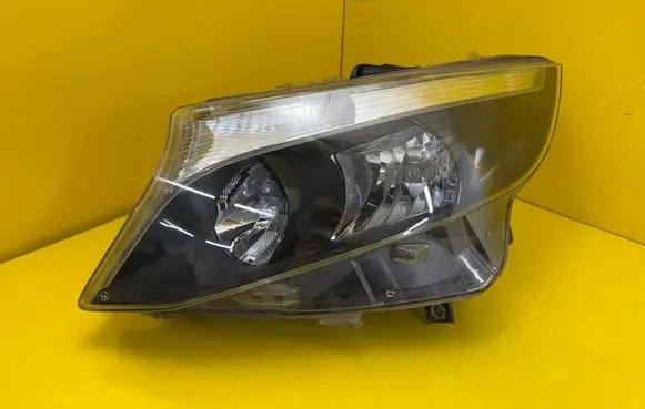 Mercedes-Benz V Class W447 Headlight/headlamp A4479067700