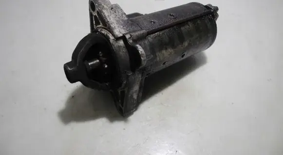 Renault Trafic II (X83) Starter motor S3061