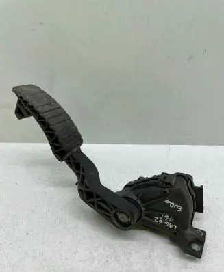 Renault Laguna II Accelerator throttle pedal 8200002904 6PV00811900