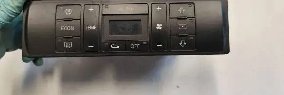 Audi A4 S4 B5 8D Climate control unit 8D0820043H 5HB00790805