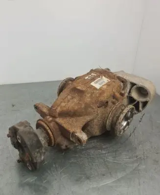 BMW 1 E82 E88 Rear differential 7566223 756622301 279
