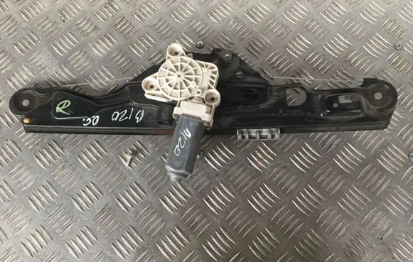 Mercedes-Benz E W211 Rear door window regulator with motor A2117300246 A2118202442