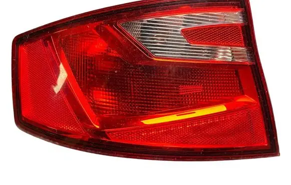 Seat Toledo IV (NH) Rear/tail lights 6JH945095B