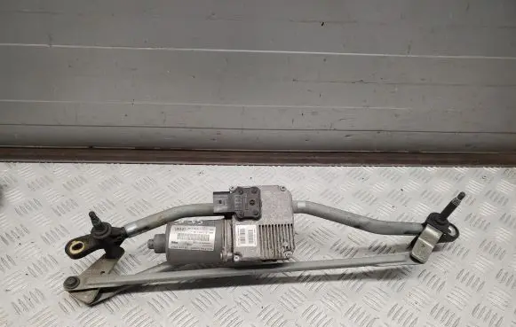 Audi S5 Front wiper linkage and motor 8F1955119