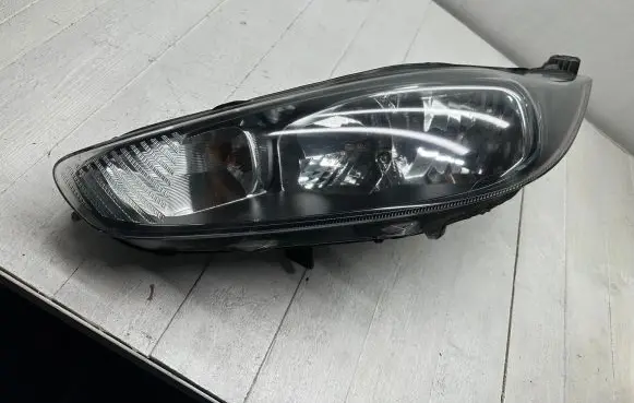 Ford Fiesta Headlight/headlamp C1BB13W030