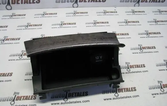 Mercedes-Benz E W211 Car ashtray A2116802852