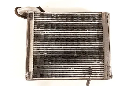 Air conditioning (A/C) radiator (interior)