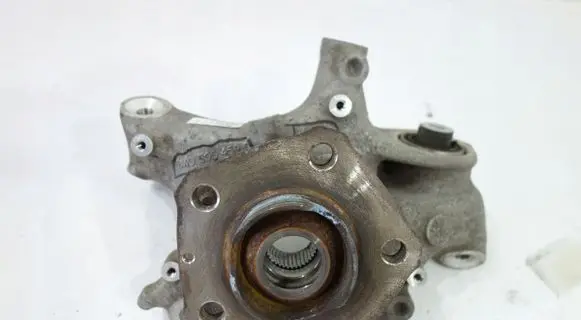 Opel Astra K Front wheel hub spindle knuckle 39030299