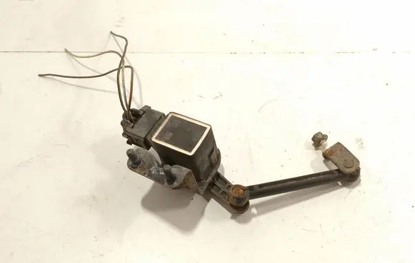 Mercedes-Benz E W211 Air suspension front height level sensor A0105427717 91006