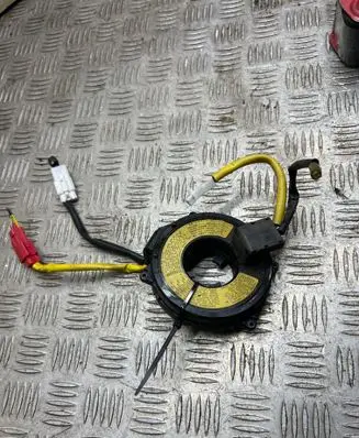 Mitsubishi Pajero Sport I Airbag slip ring squib (SRS ring) L60X610141