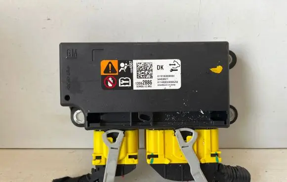 Opel Mokka Airbag control unit/module 13592886 A1143003U0AA