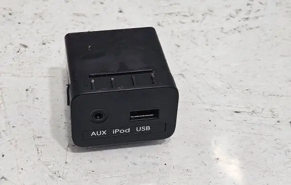 KIA Sportage AUX in-socket connector 961103W000