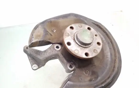 Volkswagen PASSAT B7 Rear wheel hub spindle/knuckle 3C0505436F 5N0615612C