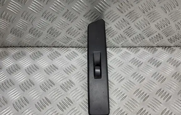 Mitsubishi Pajero Pinin Electric window control switch