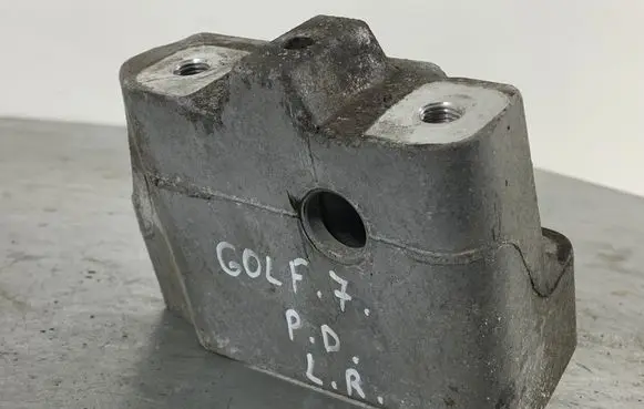 Volkswagen Golf VII Engine mounting bracket 1K0199117CF