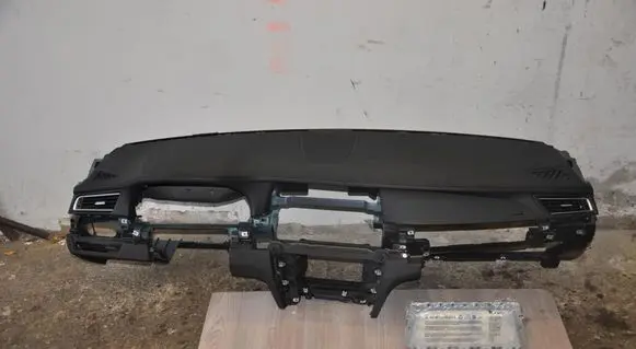 BMW 7 F01 F02 F03 F04 Dashboard KLEP226