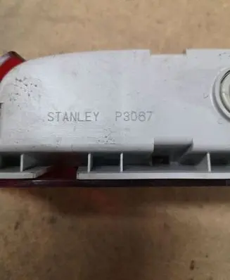 Mazda 3 I Third/center stoplight P3067