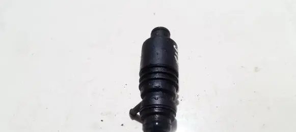 Audi A4 S4 B5 8D Windscreen/windshield washer pump 20160125