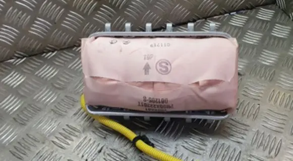 Passenger airbag
