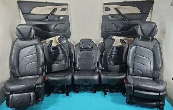 Seat set