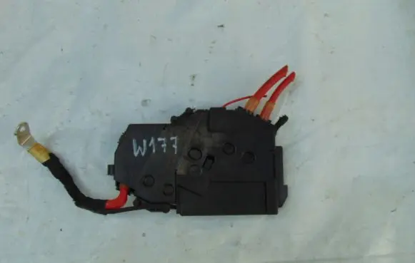 Mercedes-Benz A W177 Fuse module A1775404007
