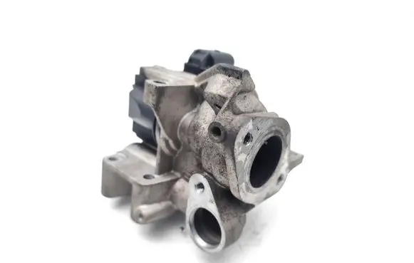 Jaguar F-Pace EGR valve G4D39D475AC 704924110