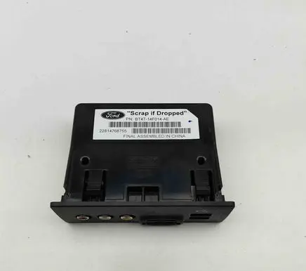 Ford Mondeo MK V AUX in-socket connector BT4T14F014AE