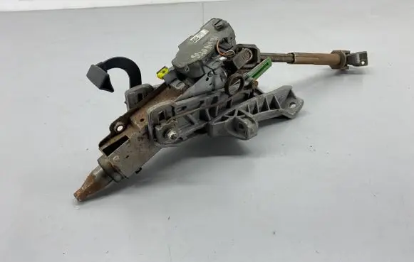 Volvo S40 Steering wheel axle ZG520149B P30793586