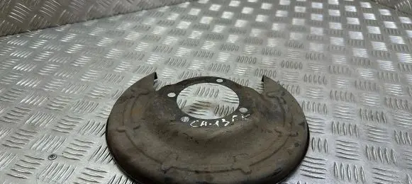 Opel Astra K Rear brake disc plate dust cover 13362352