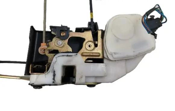 Mitsubishi Pajero Coupe door lock (next to the handle) MR573709