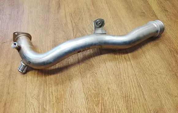 Porsche Macan (95B) Turbo air intake inlet pipe/hose 06M145674ED