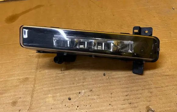 BMW 5 G30 G31 G38 Front fog light 63179477171 9477171