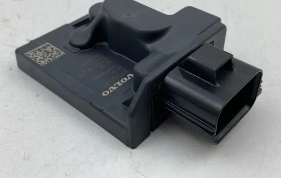Volvo V90 Cross Country Fuel injection pump control unit/module 32312196